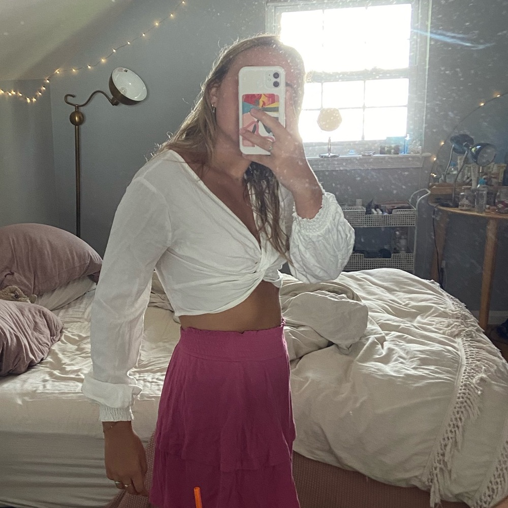 MAGENTA FLOWY SKIRT